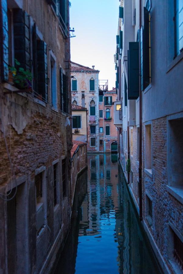 Ca Martinengo Apartment Venice Luaran gambar