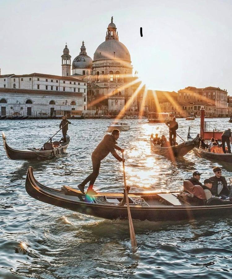 Ca Martinengo Apartment Venice Luaran gambar