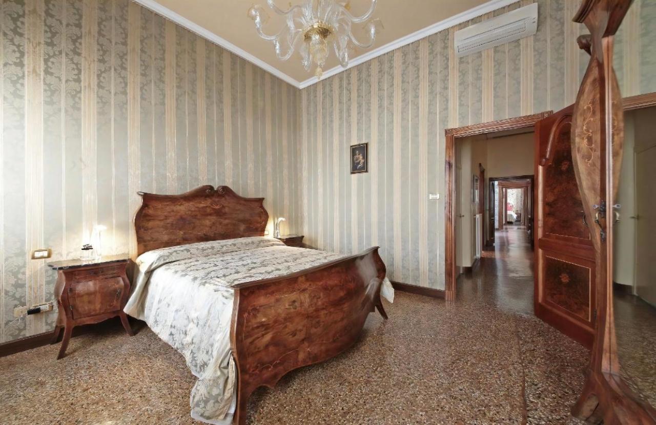 Ca Martinengo Apartment Venice Luaran gambar
